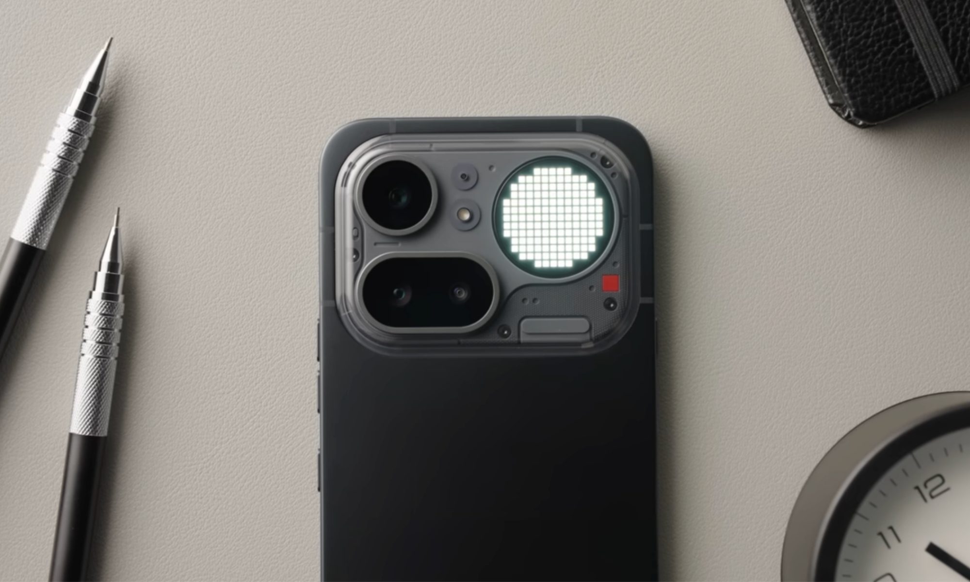 Nothing on the Phone 4a Pro appears.