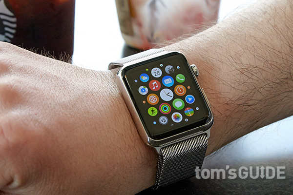 A person wearing an Apple Watch 1 on his wrist