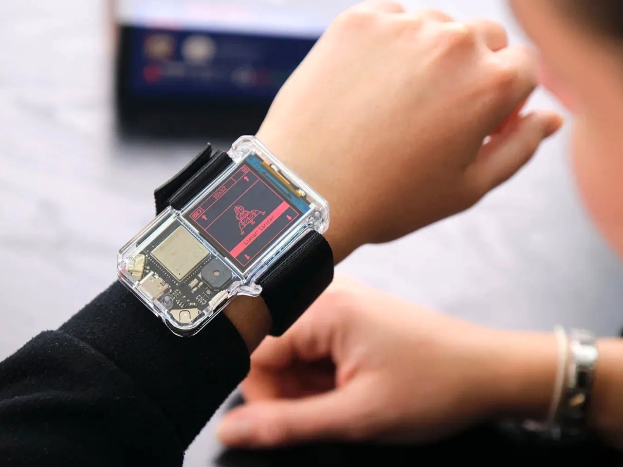 NASA Artemis 2.0 Smartwatch Runs Python and Lets Kids Do Their Own Things - Design by Yanko