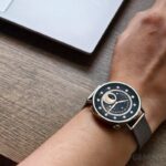 Xiaomi Watch S4 41mm in hands